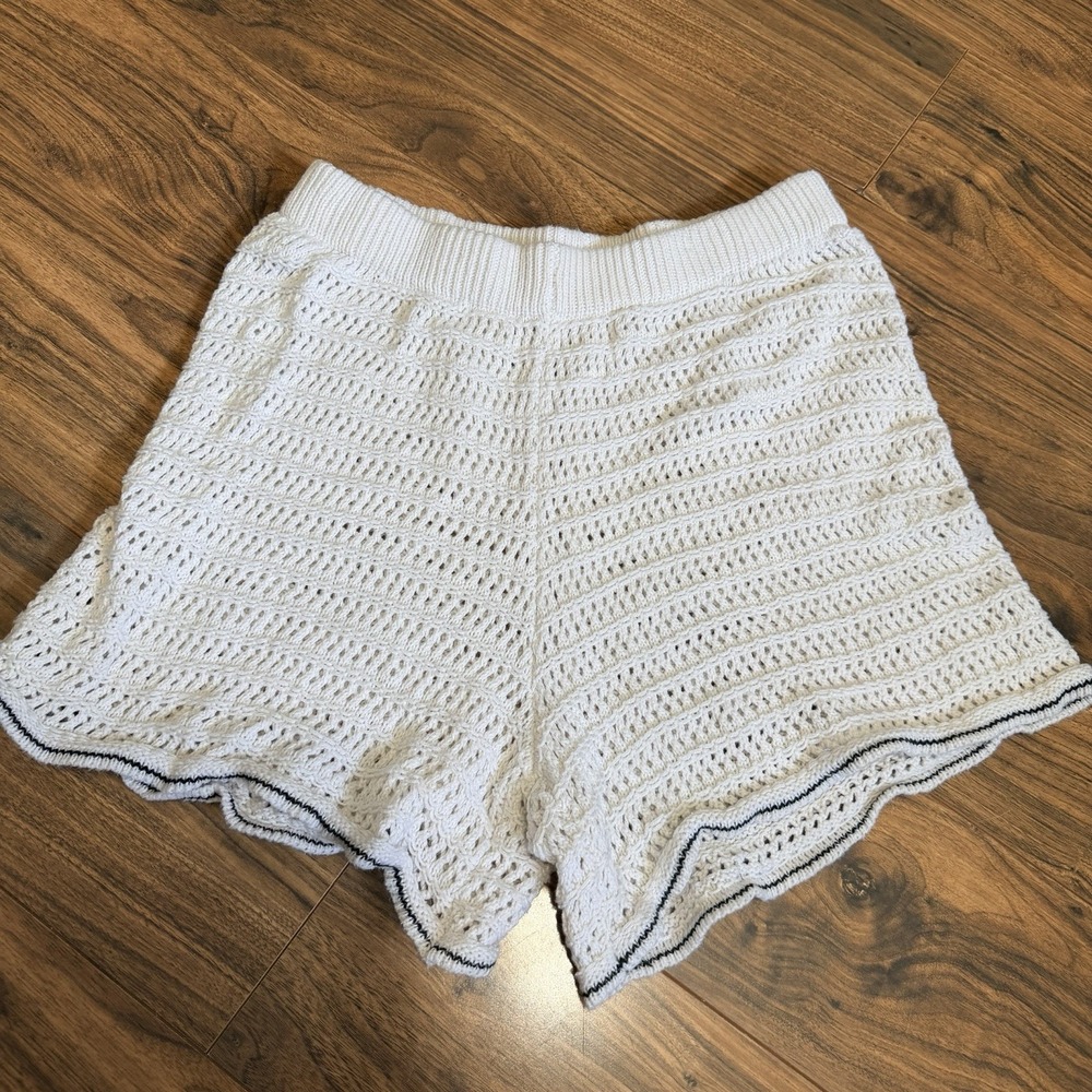 Wild Fable Shorts Womens M Beige Crochet Knit Sweat Lounge Festival Beach